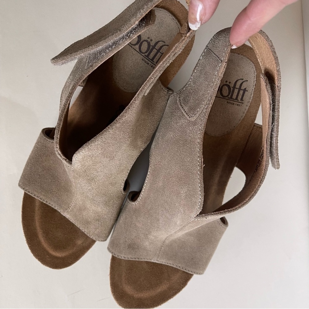Women's Sofft Chloee Open Toe Tan Wedge Sandals Size 7.5 - Picture 5 of 9